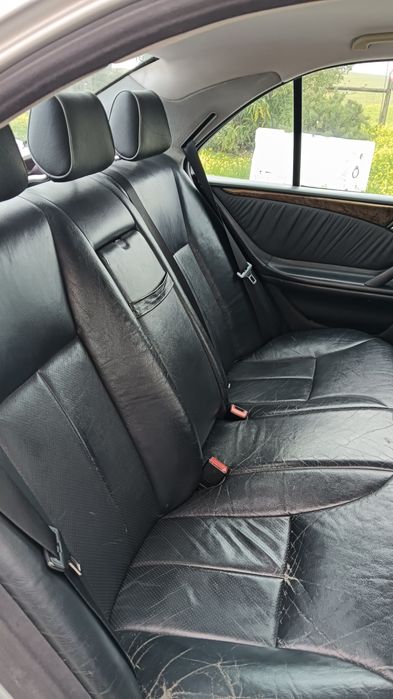 Mercedes w210 270cdi
- Ano: 2000.
- Cilindrada: 2700cc.
- Caixa aut