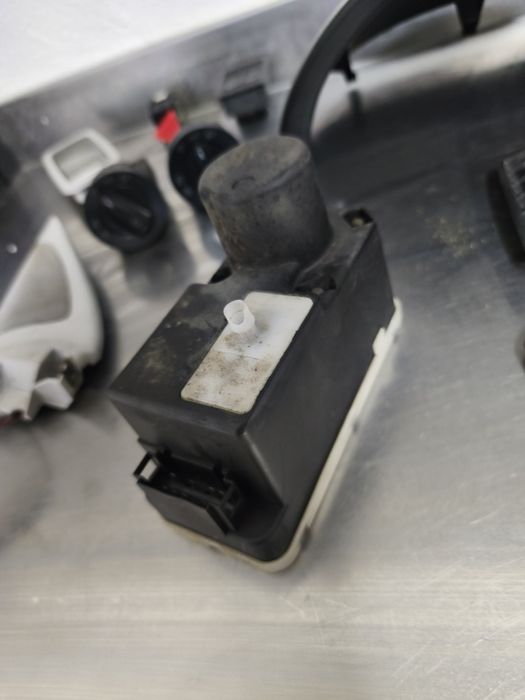 Bomba de fecho centralizado Vácuo VW Volkswagen Polo 6n2