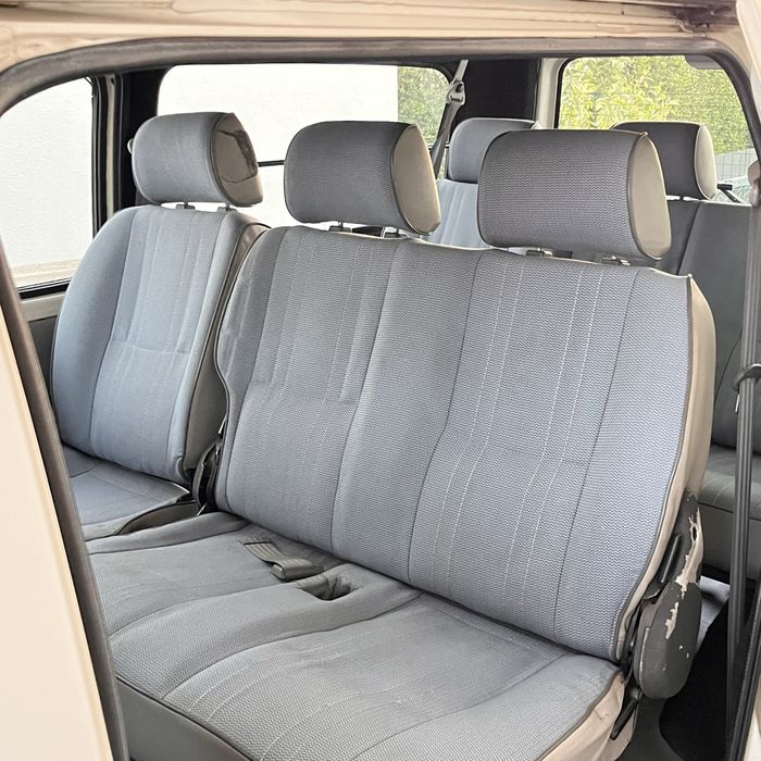 Mitsubishi L400 2.5 td 9 lugares