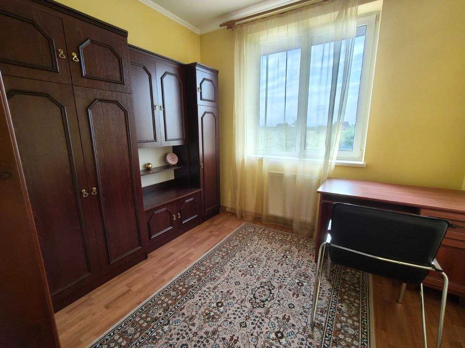 Продаж будинку вс. Чукалівка 250м2, ділянка 12 с. міські комунікації, асфальт, передмістя зупинка