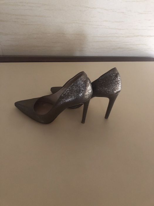 Туфли лодочки Gino Rossi