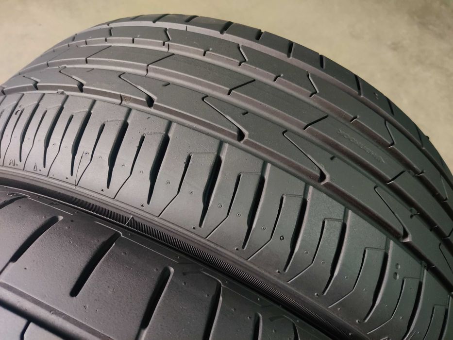 R17 215 55 шини літні Hankook Ventus Prime 3 хороший стан
