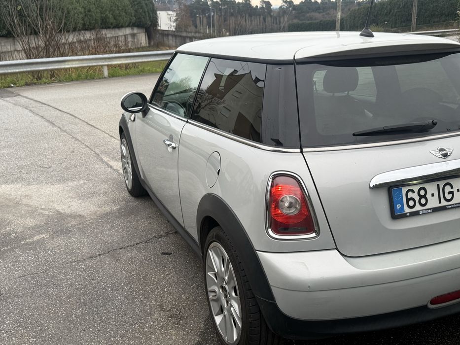 Mini Cooper D camden 2009