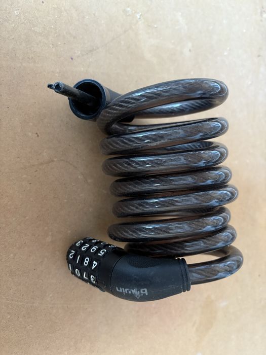 Cadeado de bicicleta Btwin com código numérico (espiral 4 dígitos)