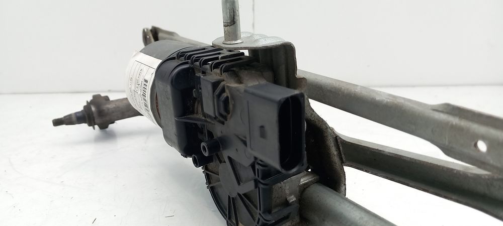 Motor limpa vidros frente VOLKSWAGEN Polo (6R, 6C)