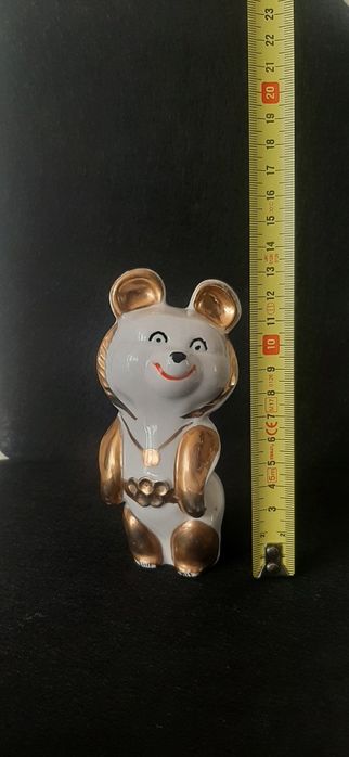 Фарфоровый олимпийский мишка,