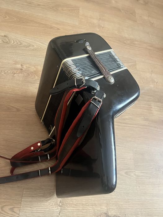 Akordeon victoriov 80bas