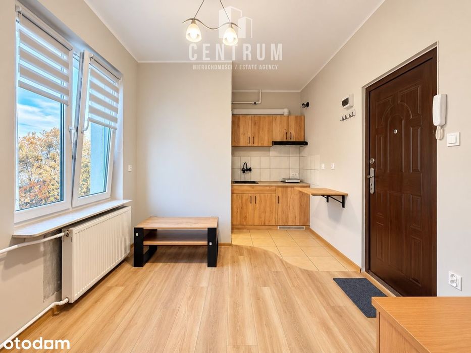 Mikroapartament 12,46 m² po remoncie Dziesiąta