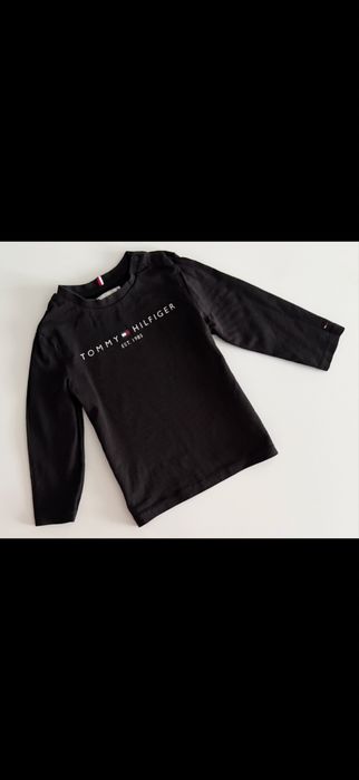 Tommy Hilfiger czarny longsleeve dziecięcy z dużym logo, rozmiar 92 bluzka długi rękaw chłopiec