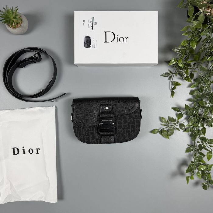 Сумка christian dior мессенджер діор сумка через плечо коос боди