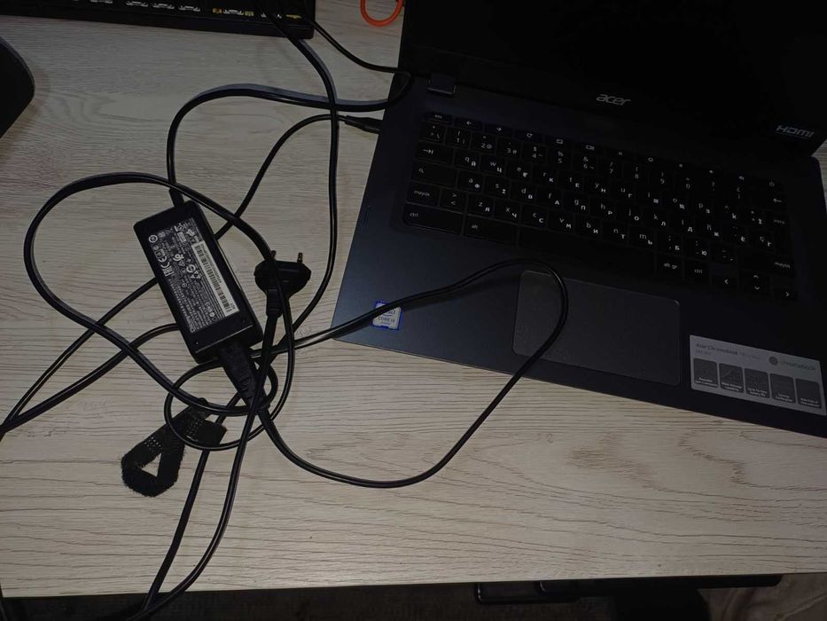 Продам Acer Chromebook 14 CP5-471 (для роботи)