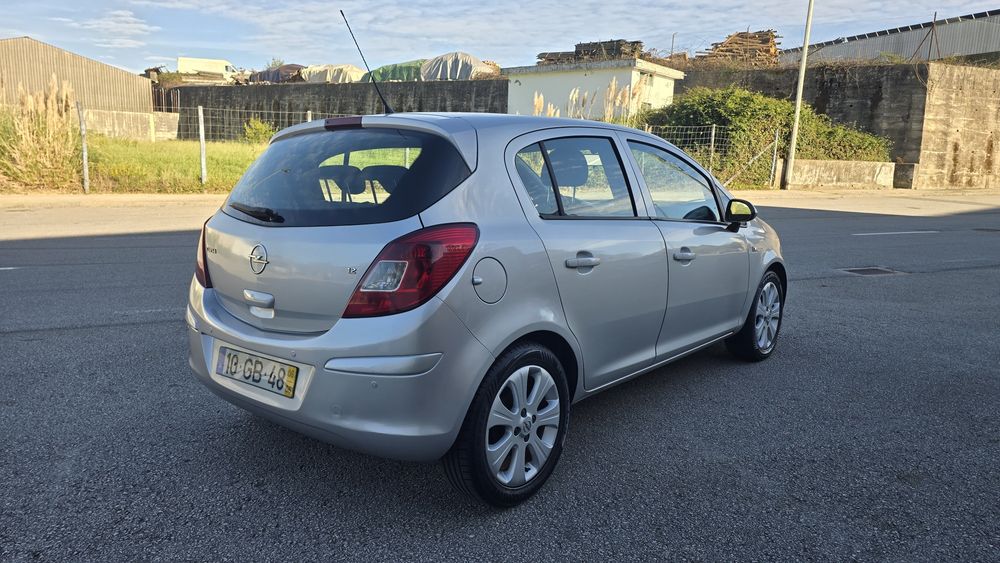 Opel Corsa 1.2 Gasolina