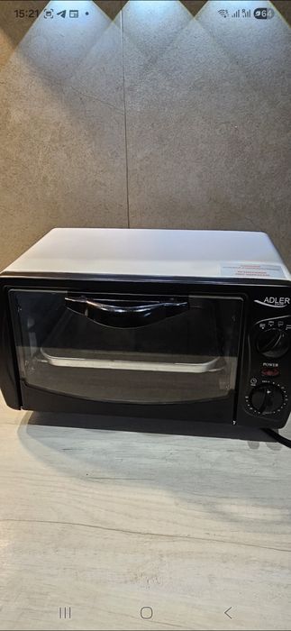 Продам елетричну духовку Adler Europe