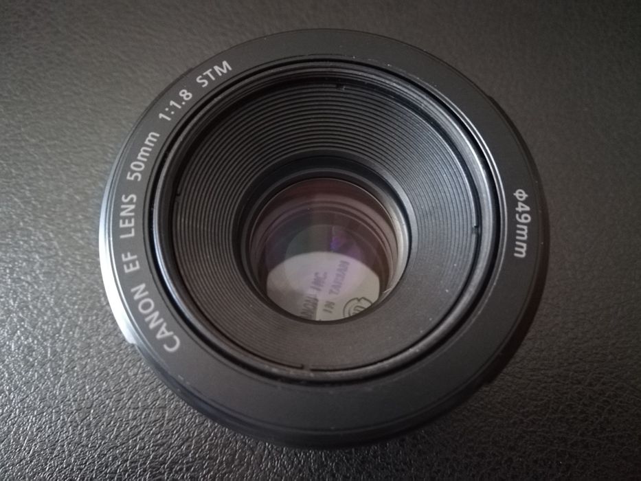Canon EF 50mm 1.8 STM c/Nova