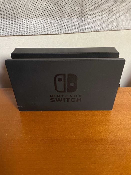 Nintendo Switch V2 com todos os acessórios