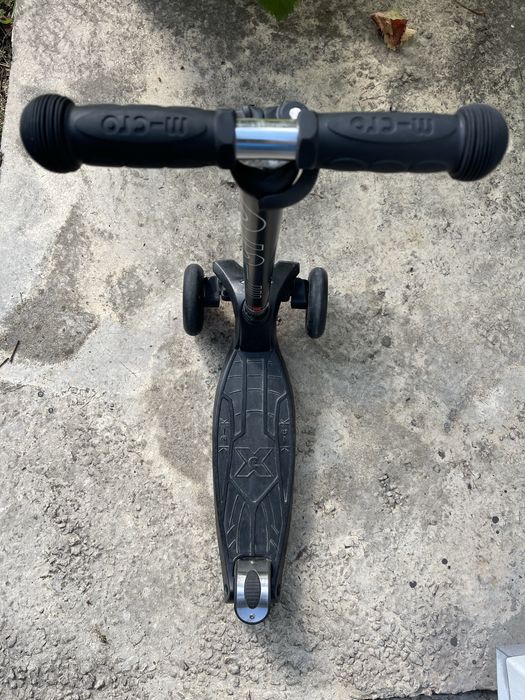 Самокат Micro Maxi Deluxe 5 - 12 років Швейцарія розкладний