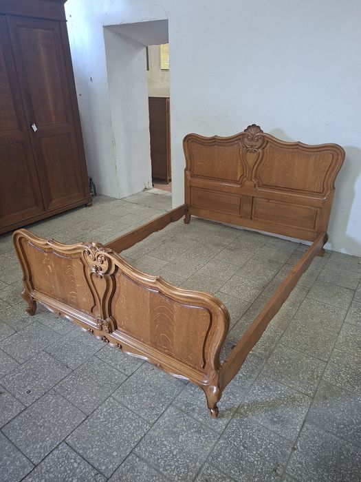 Piękne dębowe francuskie łóżko ludwikowskie