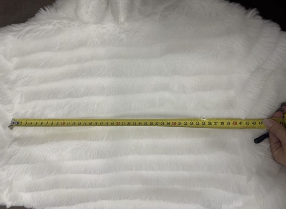 Шубка біла весільна