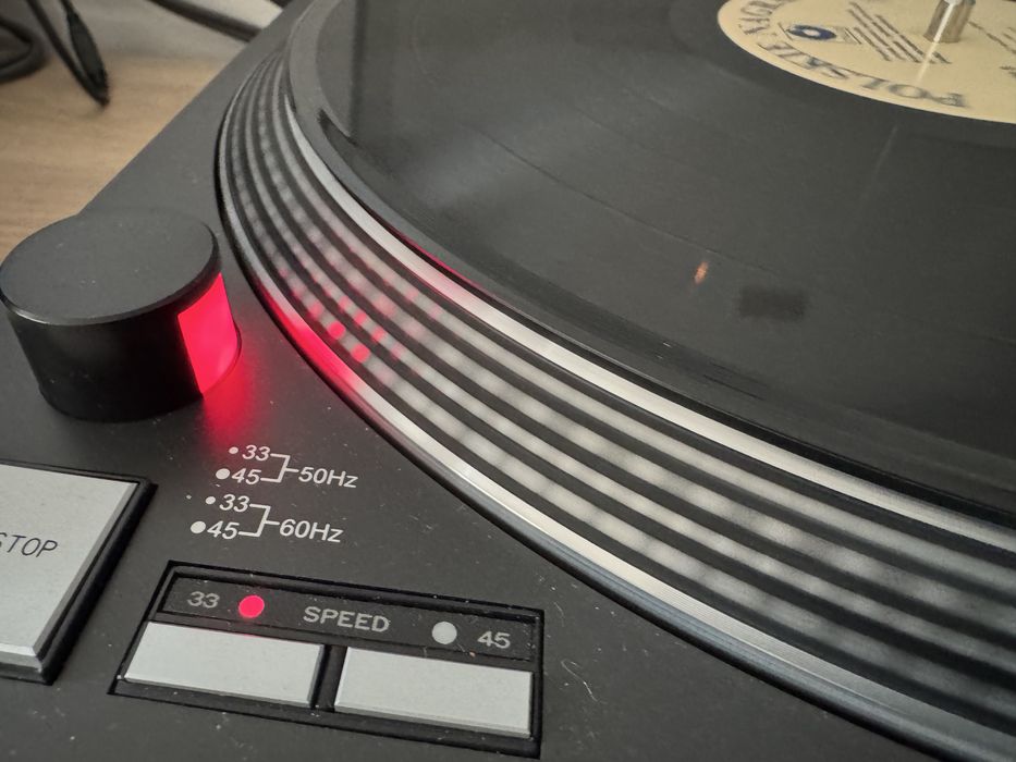 Gramofon fonestar sf-2600B