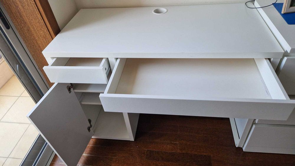 Secretária Branca Ikea