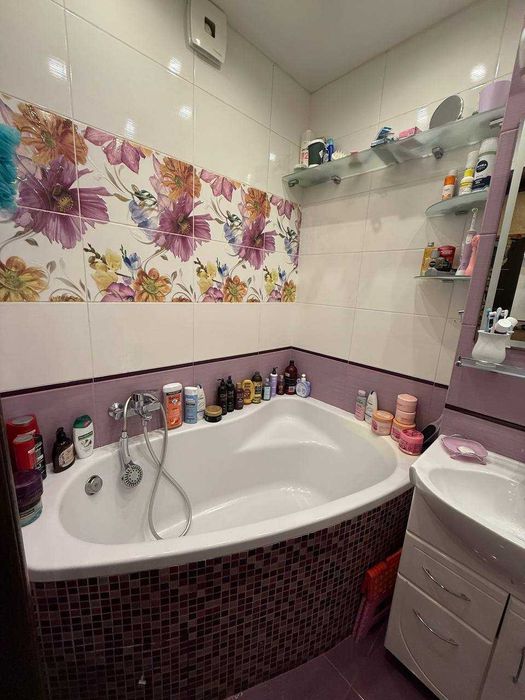 В продаже 3 ком. квартира Ивана и Юрия Лип(Гайдара)/Черемушки.