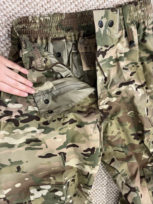 Комплект водовідштовхувальний куртка та штани мультикам