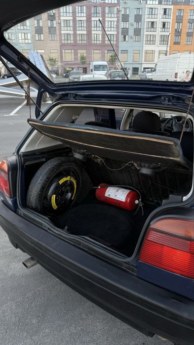 Volkswagen Golf 1993 VIN WVWZZZ1HZPW123183 фото оголошення 11 з 11