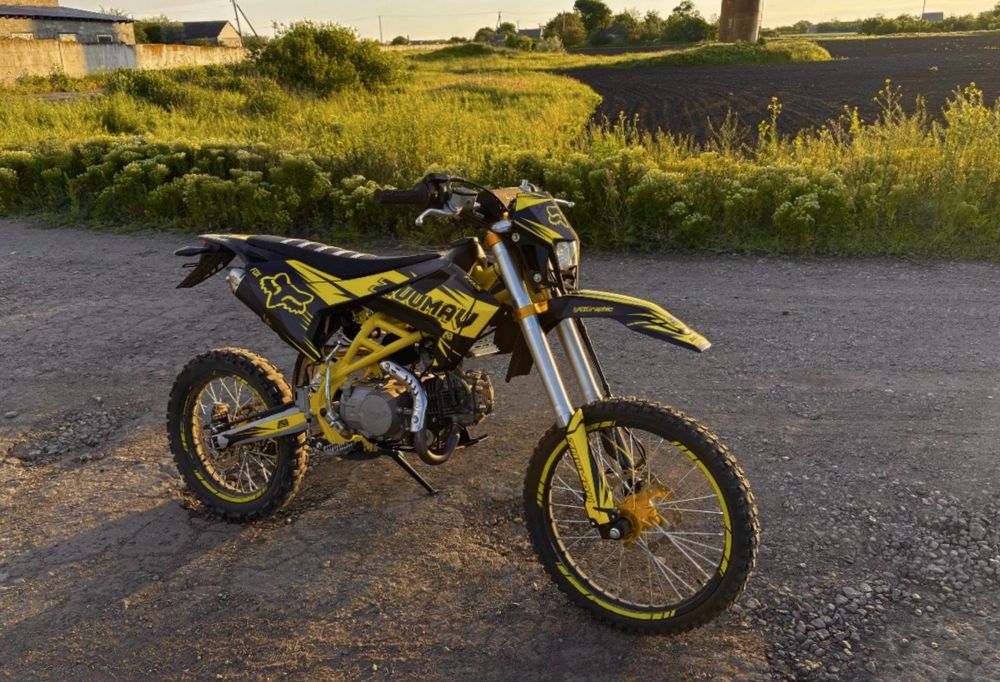Продам срочно Zuumav s5 150