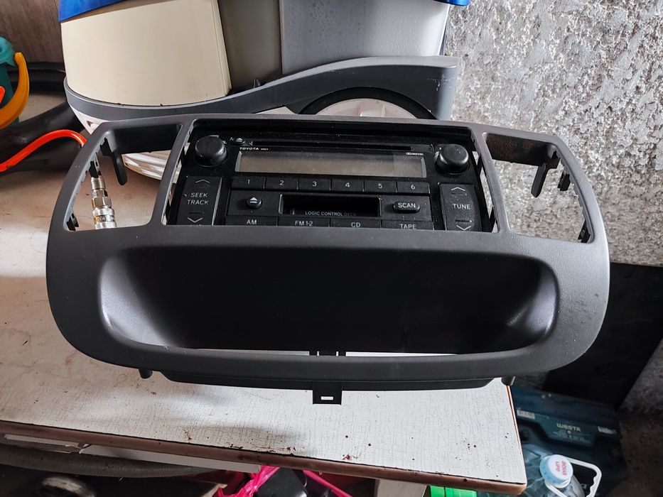 Родная рамка с магнитолой camry 30