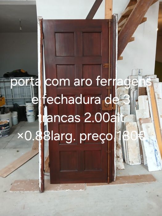 Portas e Janelas de Madeira c/aros e ferragens incluidos