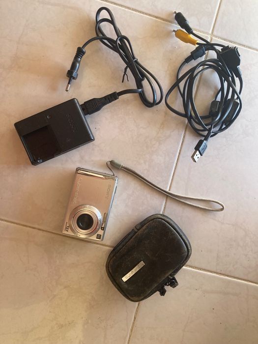 Camara compacta Sony DSC-W200 12.1 Megapixels