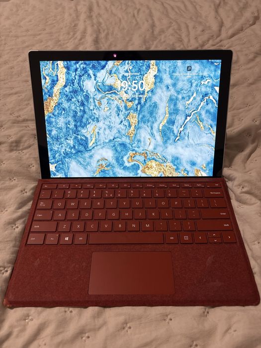 Microsoft Surface Pro 7 | i5 | 8GB RAM | 128GB SSD | Stan bdb |