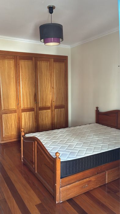 Room for couples or singles