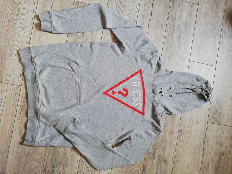 Szare Hoodie Guess