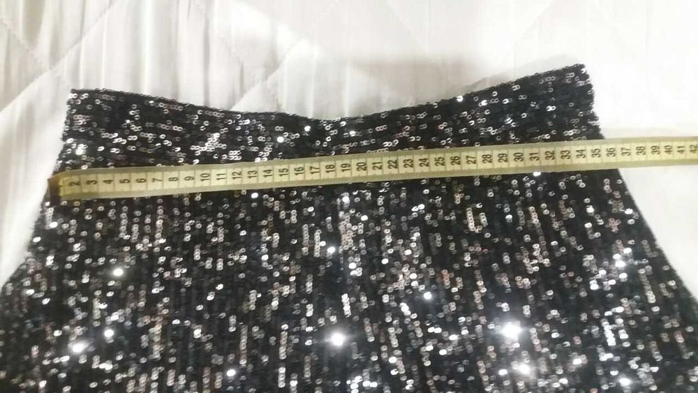 Круті жіночі штани з паєтками Zara.