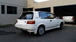 Embaladeiras corolla em plástico