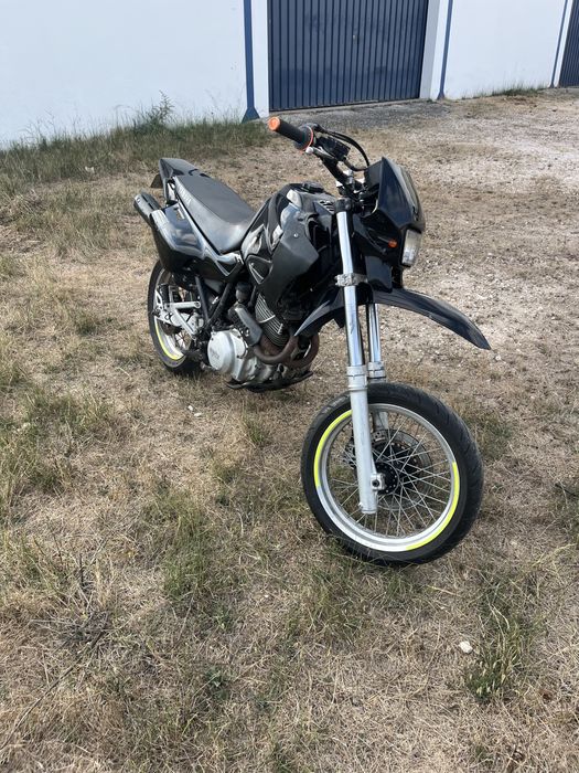 Yamaha XT600 super motard