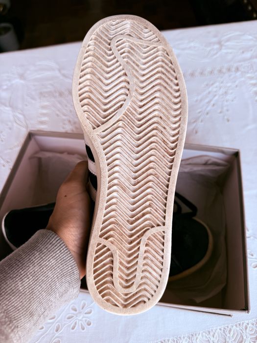 Ténis Adidas Campus