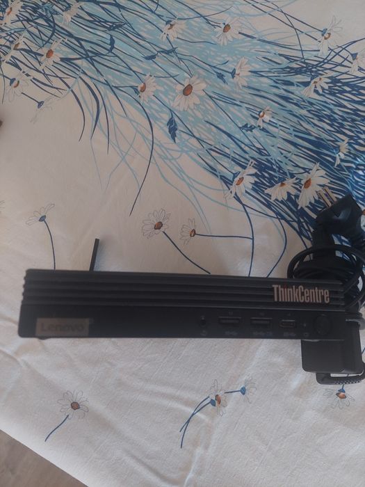 Lenovo Tiny m70q gen3 *avariado*