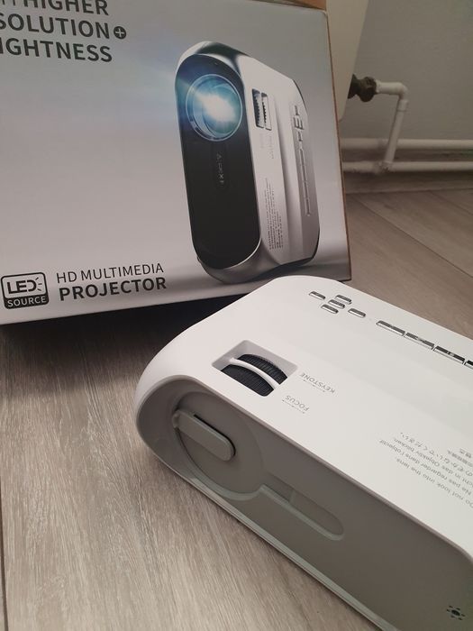 Projektor HD z systemem Miracast picturePRO MR200