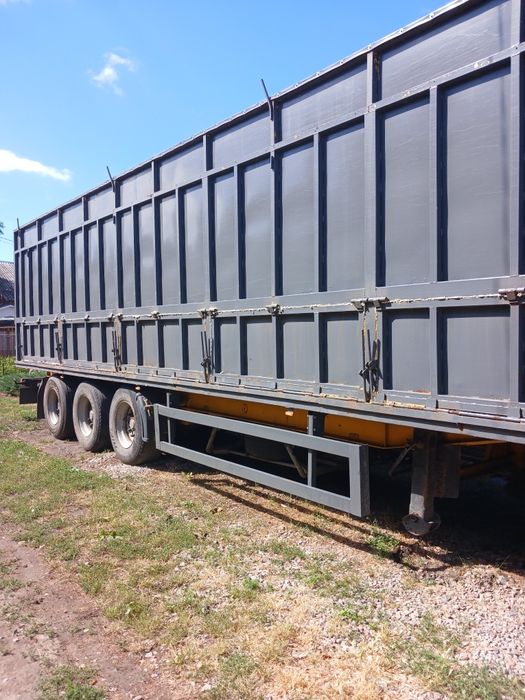 Полуприцеп, зерновоз