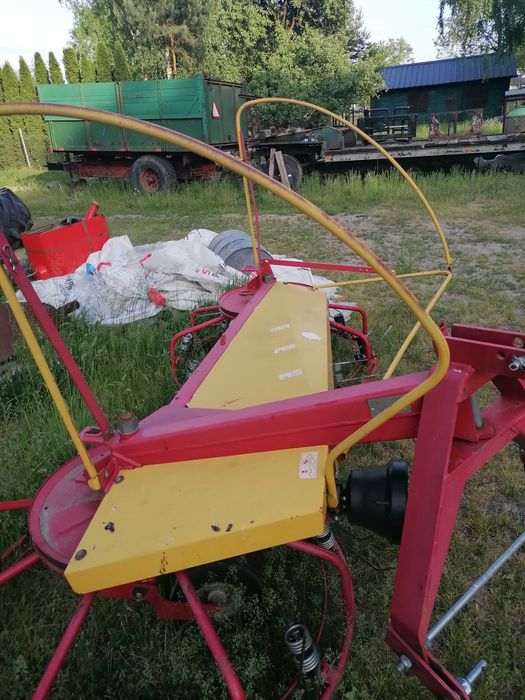 przetrząsaczo zgrabiarka POMAROL