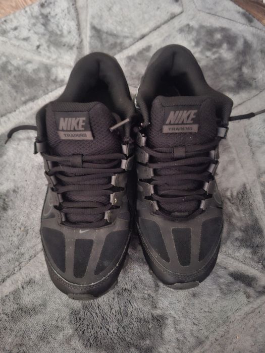 Sprzedam buty Nike 38