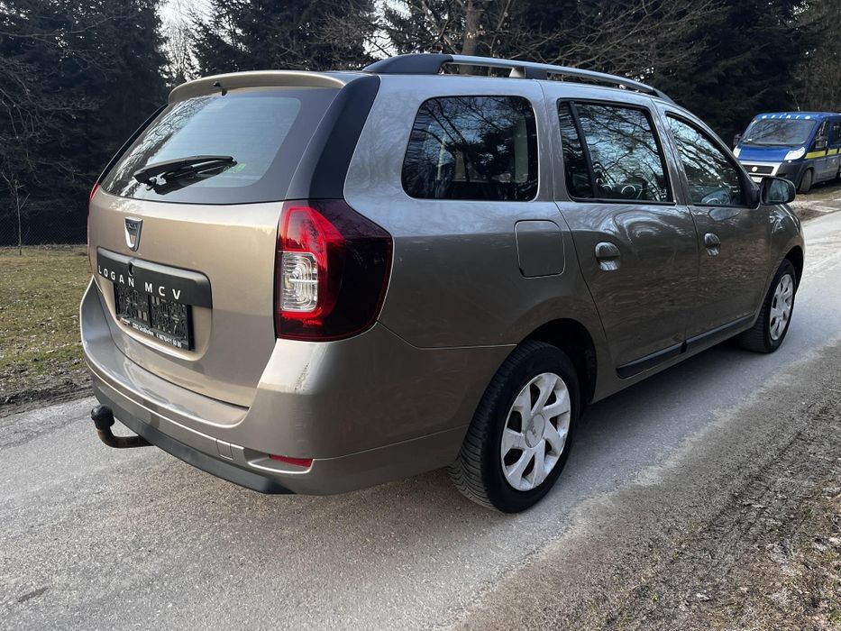 Zadbana Dacia Logan z 2014 roku