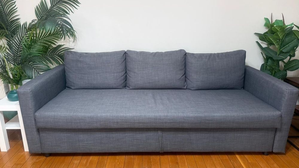 Vendo sofá cama 3 lugares