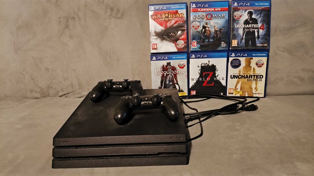 PS4 Pro 1TB + 2 Pady + 6 HIT Gier | Cicha i zadbana