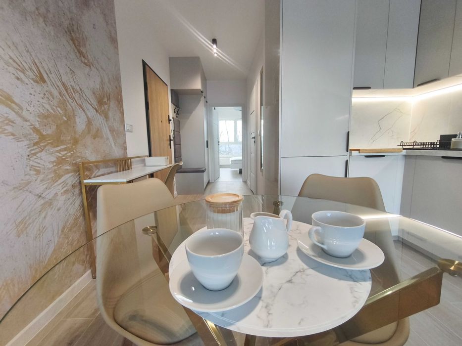 Nowoczesne/ 2 pok/ Piękna kuchnia i łazienka/bez pośredników/PROKOCIM