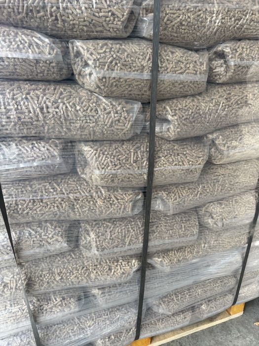 Продаж брикетів та пелетів