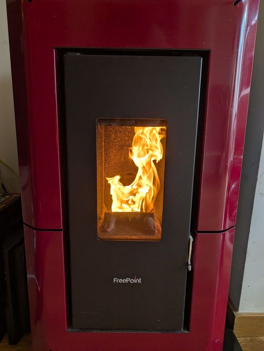 Salamandra 5.5kW Mika + aspirador cinzas + base em granito negro