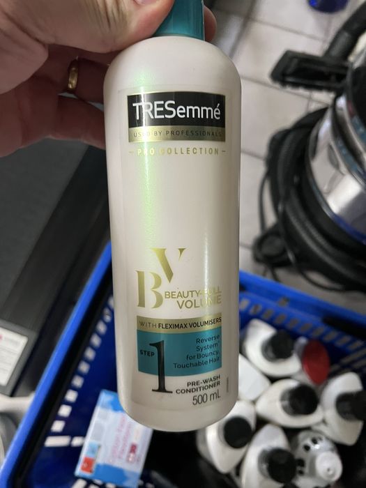 Shampoos/pensos varios